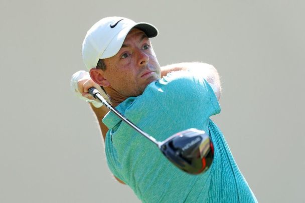 November 17, 2022: Rory McIlroy of Northen Irleand plays his tee shot on the 3rd hole during Day One of the DP World Tour Championship on the Earth Course at Jumeirah Golf Estates in Dubai, United Arab Emirates.