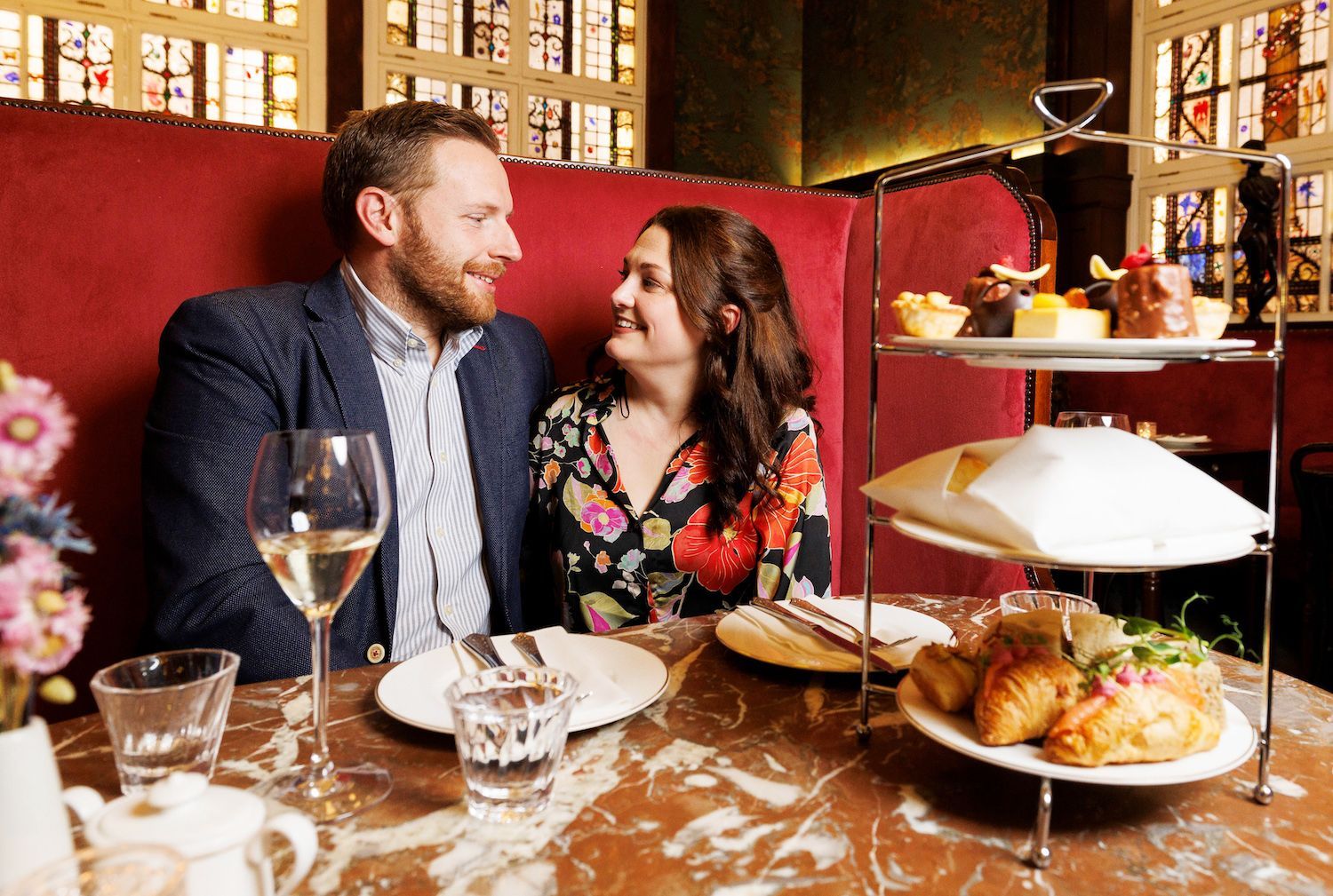 Dublin's Bewley's Café hosts its first wedding for couple 20 years after their first date there