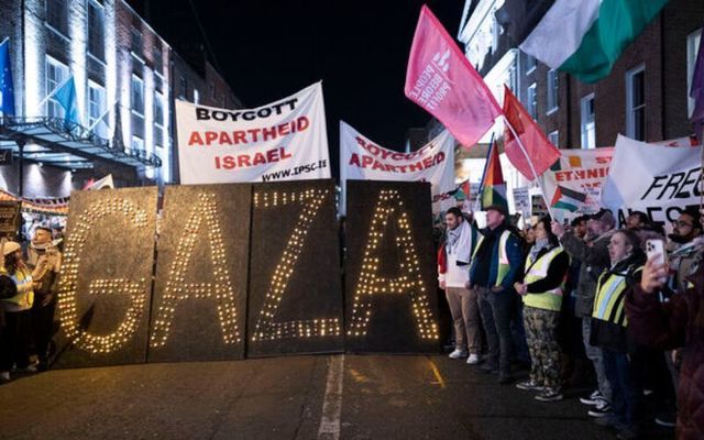 November 15, 2023: Pro-Palestinian demonstrators outside a Garda Corden as the Dáil voted on two motions regarding Israel and the conflict in Gaza.