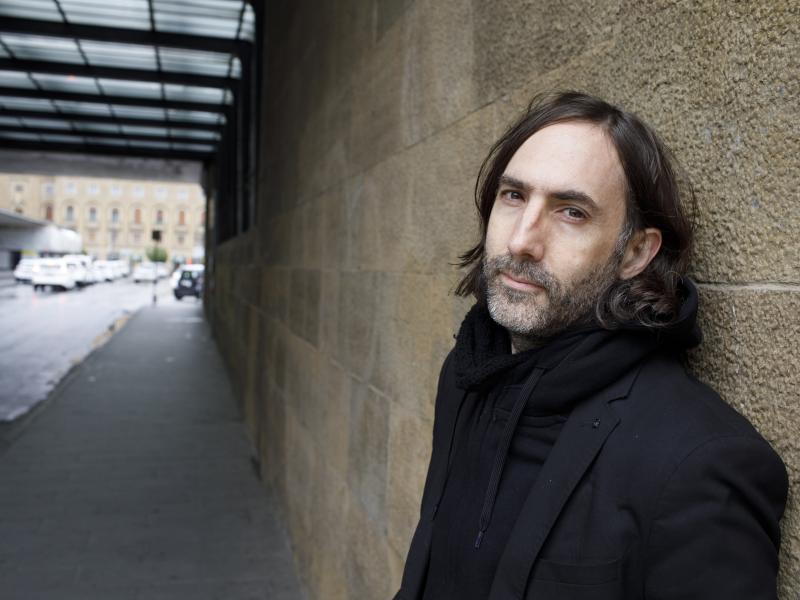 Irish author Paul Lynch wins presitgious Booker Prize