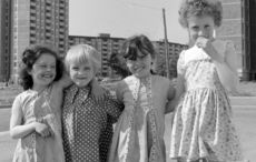 Ireland's analog age recalled in Temple Bar photo exhibition "People and Places"