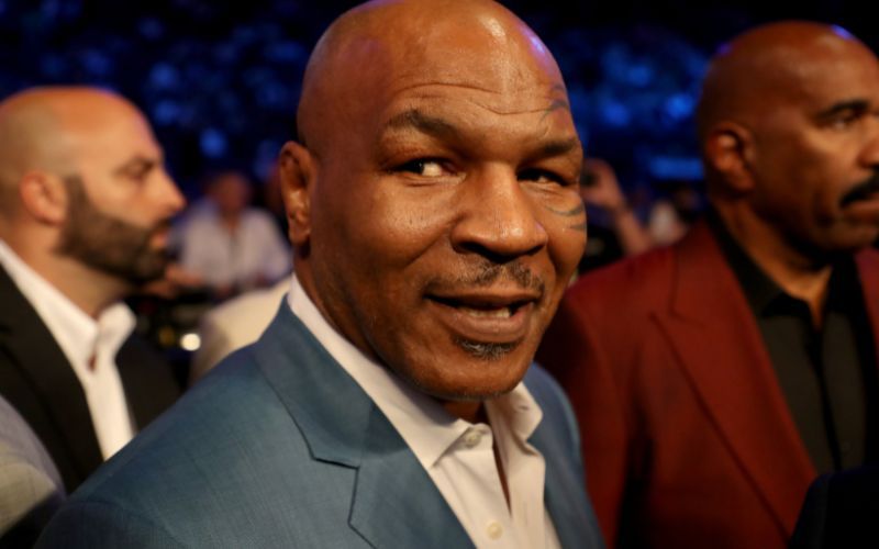 Mike Tyson says Conor McGregor’s personality is a “gimmick”