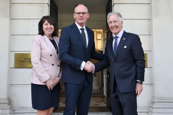 May 2022: US Ambassador to Ireland Claire Cronin, Ireland\'s then Minister for Foreign Affairs Simon Coveney, and US Ways and Means Committee Ranking Member Richie Neal in Dublin.