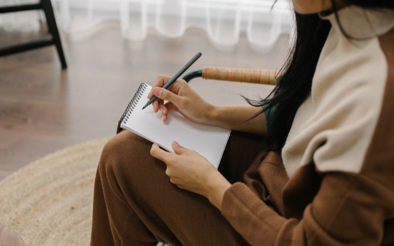 Woman obtained job as psychologist in Ireland using fake qualifications