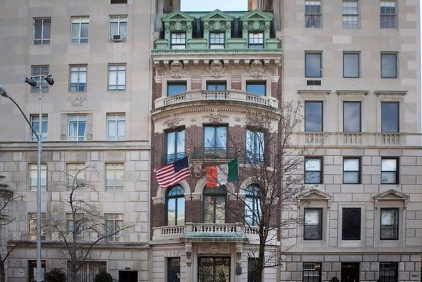 The American Irish Historical Society on Fifth Ave in New York City.