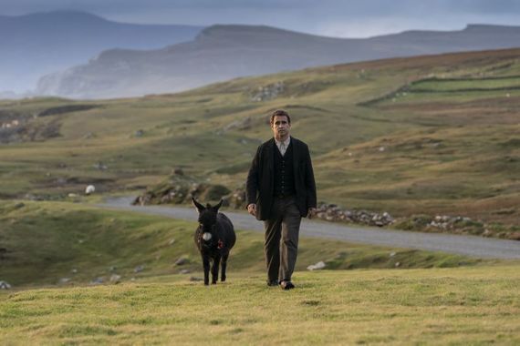 Colin Farrell with Jenny the Donkey in \'The Banshees of Inisherin.\'
