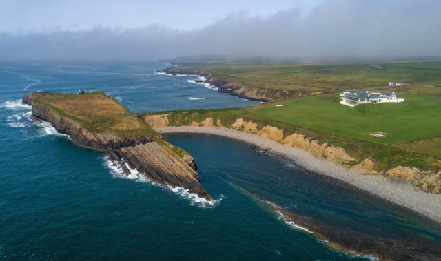 Dunmore Bay & Horse Island, on Loop Head, County Clare.