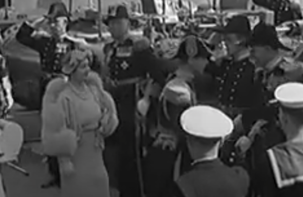 Queen Elizabeth and King George VI arrive to Ireland.
