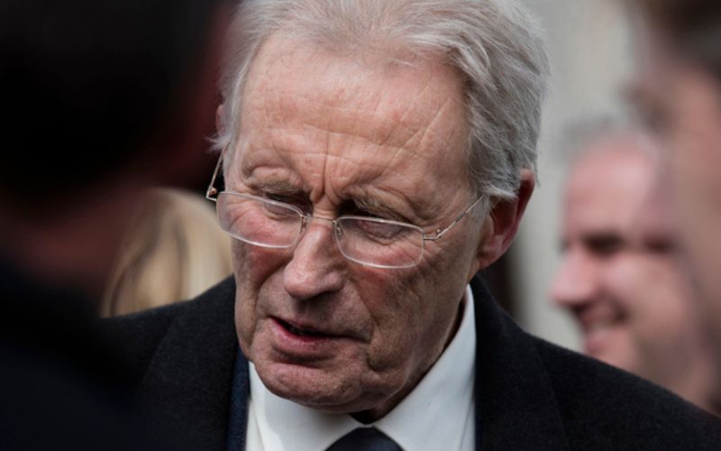 Seán Keane, Chieftains fiddle player, dies suddenly aged 76