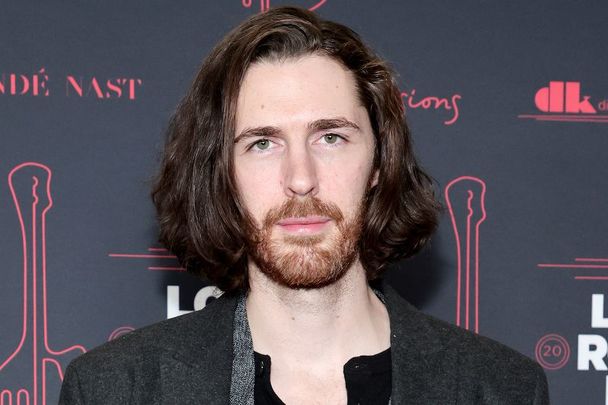 March 10, 2022: Hozier attends the Sixth Annual LOVE ROCKS NYC Benefit Concert For God\'s Love We Deliver at Beacon Theatre in New York City.