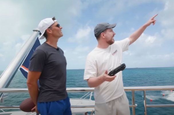 Tom Brady and Mr. Beast in a new viral video that sees the NFL player showing he hasn\'t lost his touch!