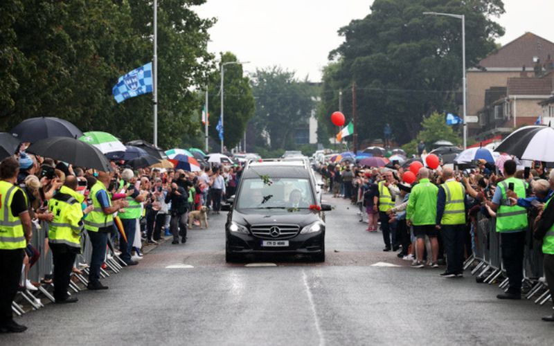 Thousands pay tribute as Christy Dignam laid to rest
