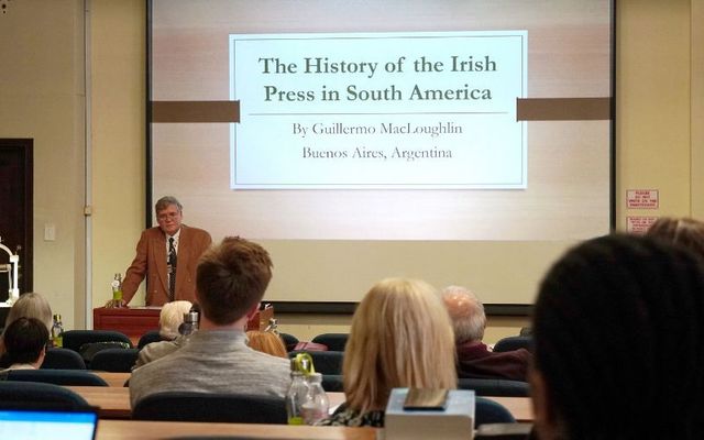 Guillermo McLoughlin delivers a speech on the history of the Irish press in South America. 