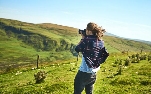 Enter My Irish Cousin\'s photo competition and be in the chance to win a Newbridge Silverware frame of your photo and a $250 Visa gift card.
