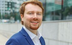 Irish-American who was stranded on 9/11 joins Pay it Forward campaign