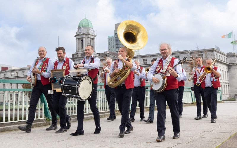Planning a vacation in Ireland? Best Irish festivals not to miss this fall and winter 