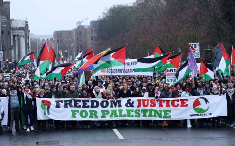 Thousands gather in Dublin for "biggest Irish protest for Palestine in history"