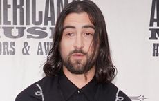 "Yikes" - Noah Kahan's tour merch says Dublin is in the UK