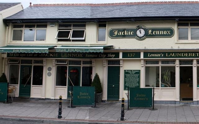 Jackie Lennox Chip Shop in Co Cork is closing.