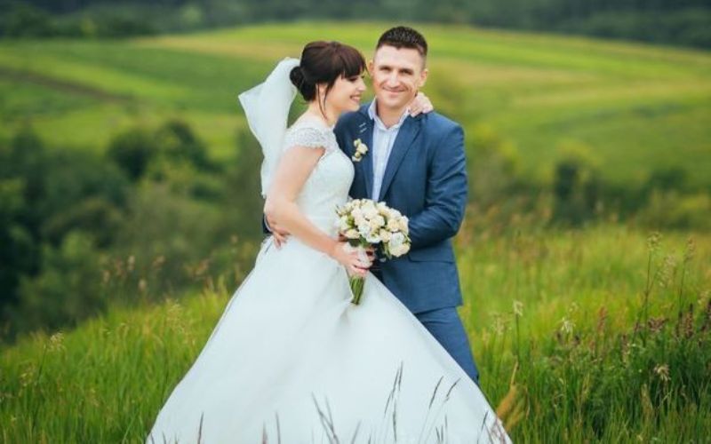 How to do a tree planting unity ritual at your Irish ceremony