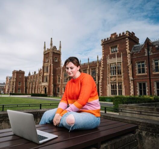 Discover the voice of Seamus Heaney at this FREE online event