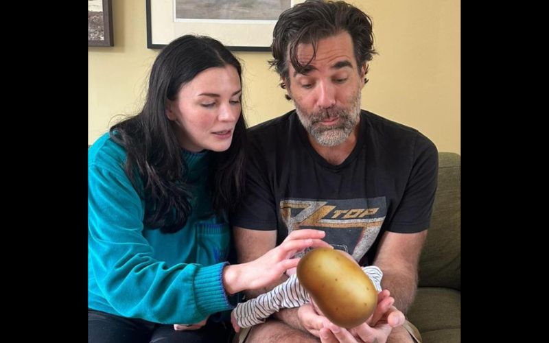 Aisling Bea introduces her new baby girl to her famous aunts and uncles