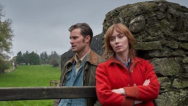 Jamie Doran and Emily Blunt in \"Wild Mountain Thyme\": They don\'t look too happy!!