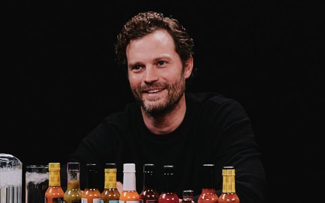 Jamie Dornan on \"Hot Ones.\"