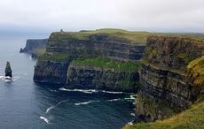 Woman dies after falling from Cliffs of Moher