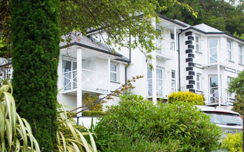 Ireland's oldest hotel named among best hotels in the world