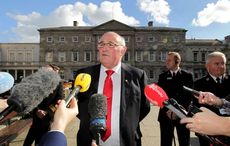 An ndearna ár rialtas beart rúnda le míleata na Breataine?