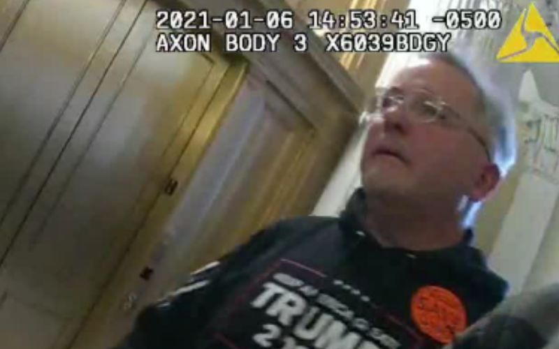 US man charged in January 6 riots tried to claim asylum in Ireland 