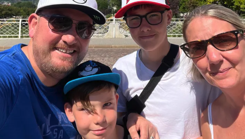 Dublin Dad killed after car mounts curb outside pub