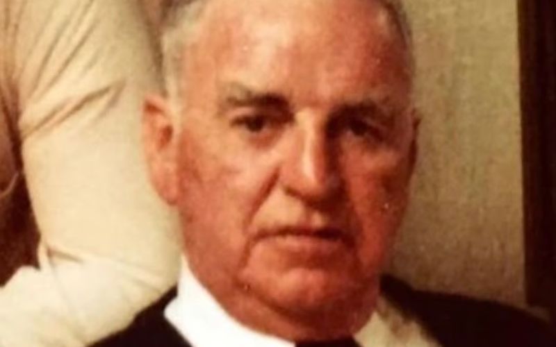 One subtle nudge from an immortal Irishman