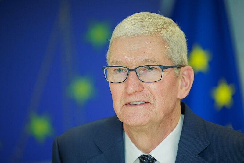 Government responds to bombshell Apple €13bn tax case