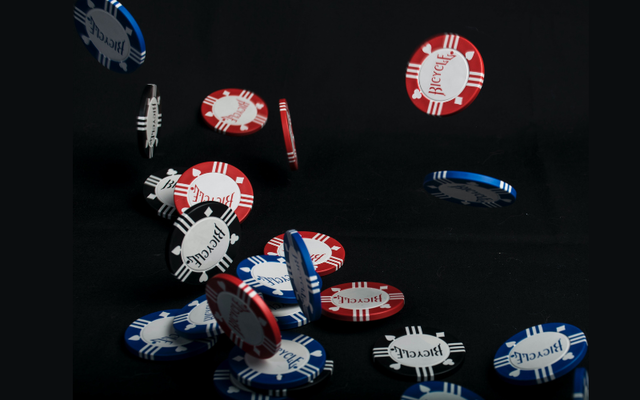 The evolution of gambling: From traditional casinos to the digital era