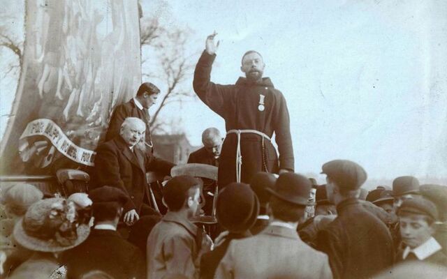 1910: Fr Aloysius Travers speaking at Fr Mathew Park in Fairview, Dublin.