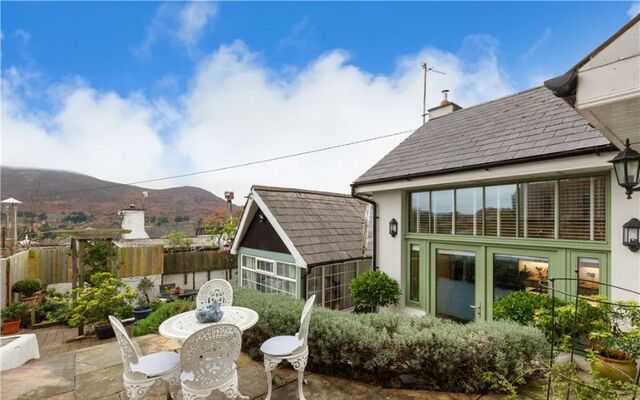 Pergola Cottage, Little Sugarloaf, Kilmacanogue, Wicklow.