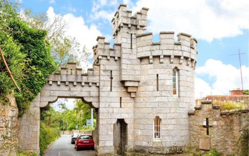 Killiney's famous tower with spectacular sea views back on the market after modern makeover