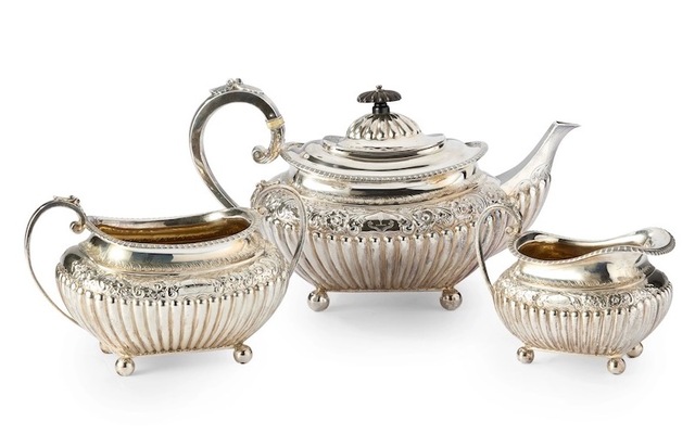 This Edwardian silver tea service once owned by Irish explorer Ernest Shackleton sold for £20,990 at auction.