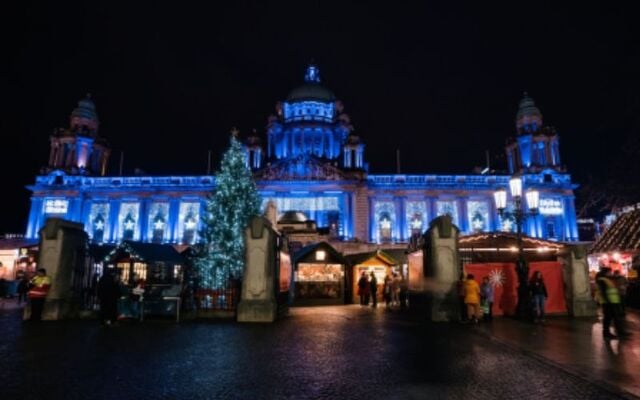 Christmas market at Belfast\'s city hall.