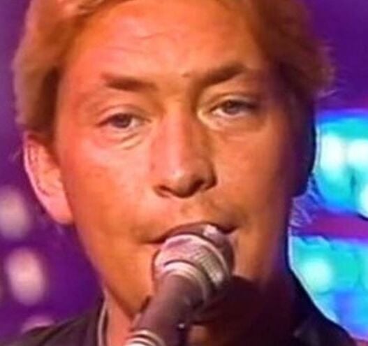 "Driving Home for Christmas" singer Chris Rea dies at age 74 after a short illness