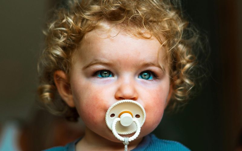 The most popular girl and boy baby names in Ireland in 1985