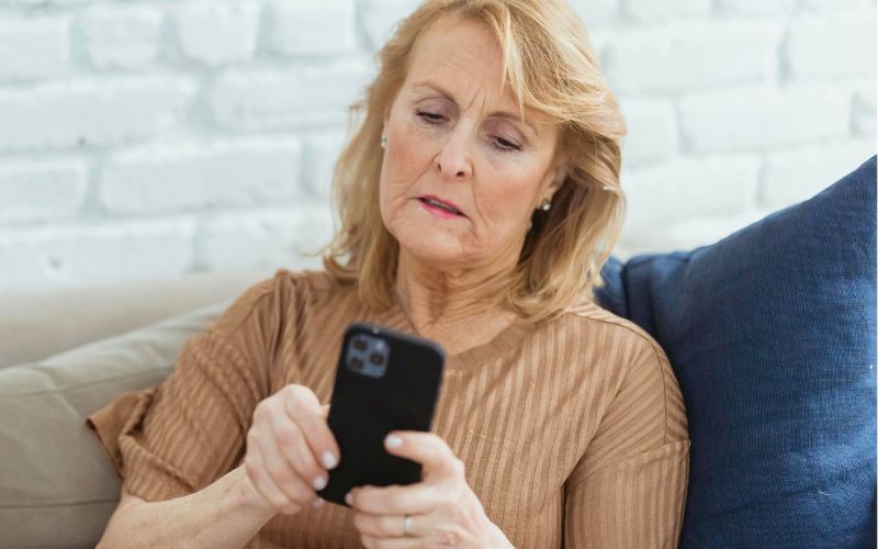 Ireland's "romance scams" prompt travel warning from Canadian government