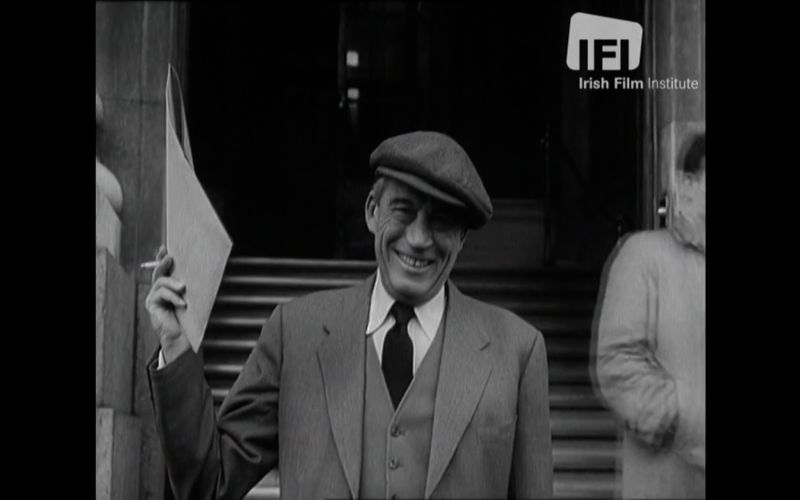 WATCH: Famous US film director gets his Irish citizenship in this 1964 newsreel