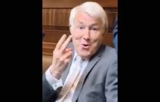 From two-fingered gesture to ‘a holy show’: Inside the chaotic Dáil speaking rights row