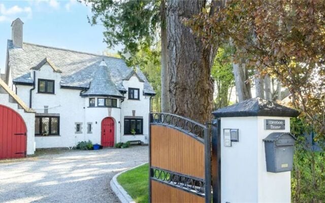  Wendon House, Church Road, Delgany, Co. Wicklow, €1,150,000.