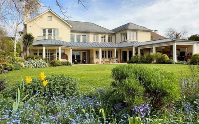 Kindrum, Kilmacud Road Upper, Dundrum, Dublin 14, €3,950,000.