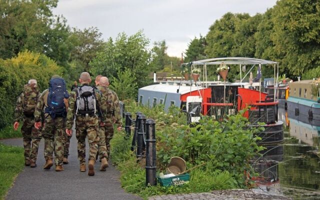 Retired members of Ireland\'s Defense Forces are working the Irish Famine Trail from Roscommon to Dublin for charity.