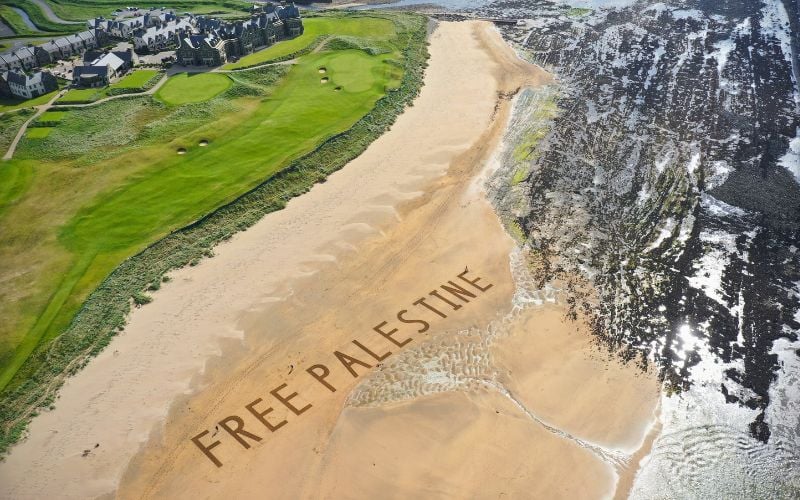 Irish artist unveils "Free Palestine" sand art message in front of Trump's Irish golf course